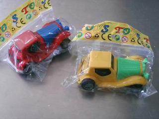 AUTO ANTIGUO PARA SORPRESITA 22157 EN BOLSITA