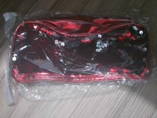 CARTUCHERA CON LENTEJUELAS COLORES SURT