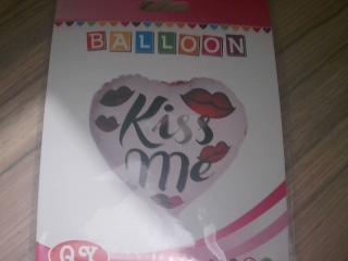 GLOBO CORAZON KISS ME