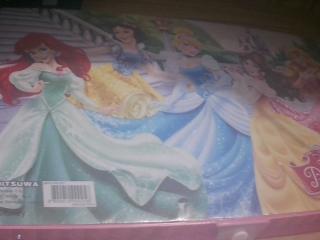 CARTUCHERA 86PCS DISEÑO PRINCESAS.