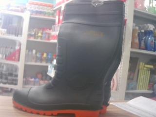 BOTA DE GOMA REFORZ GARDEX 40 AL 44