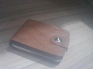 BILLETERA P/HOMBRE CON BOTON Y CIERRE M35184