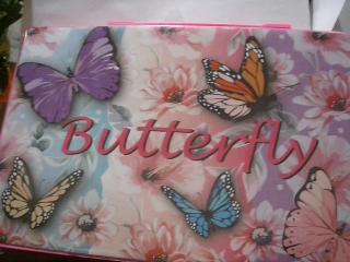 CARTUCHERA 86PCS DISEÑO MARIPOSA BUTTERFLY