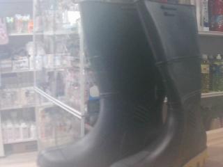 BOTA DE GOMA CAÑO LARGO BORDE AMARILLO