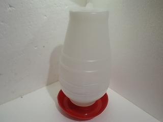 BEBEDERO DE PLASTICO 5LTS PARA AVES 
