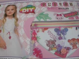 BOLSO INFANTIL CON ACC ARMABLE  