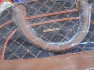BOLSO DE MANO CON DISEÑO YQ FASHION