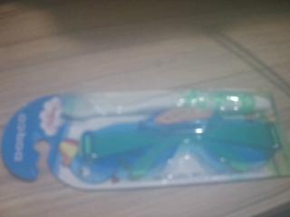 CEPILLO INFANTIL CON LENTE DORCO