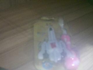 CEPILLO INFANTIL CON JUGUETE 