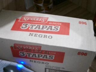 ALFAJOR NEVARES NEGRO 70GR X CAJA DE 24 UNI