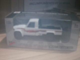 AUTITO DE COLECCION DE METAL/CAMIONETA SIMPLE