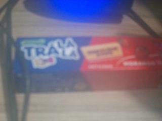CREMA DENTAL TRA LA LA
