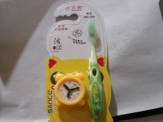 CEPILLO INFANTIL CON RELOJ 52349