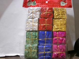 ADORNO NAVIDEÑO X12 CAJITA REGALO A6161-4