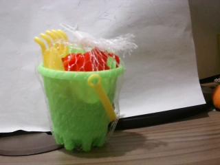 BALDE PARA PLAYA CON ACC. 7CM 52097