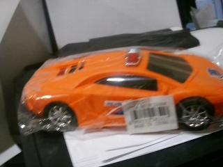 AUTO DE POLICIA EN BOLS RC24408