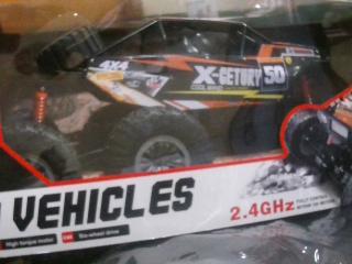 AUTO 4X4 A CONTROL OFF-ROAD VEHICLES RC