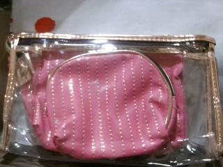 CARTUCHERA P/MAQUILLAJE X3PCS CUAD. M44953 