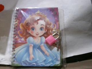 AGENDA CON CANDADO 15X11CM PRINCESA 