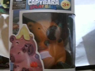 CAPIBARA DE GOMA SPLAT BALL EN CAJA POP