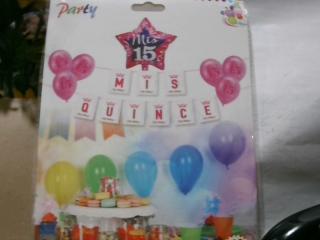 BANDERIN CON GLOBOS MIS QUINCE 48418