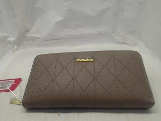 BILLETERA DE CUERINA LARGO DAMA M45764 1 CIERRE