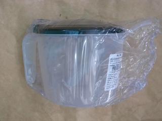 AZUCARERO DE PLASTICO CON CUCHARITA.