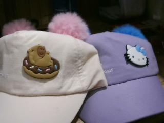 KEPPI PARA BEBE C/ POMPON AGA-089