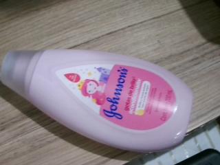ACONDICIONADOR JOHNSONS GOTAS DE BRILLO 200ML
