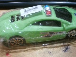 AUTO DE POLICIA EN BOLS RC24408