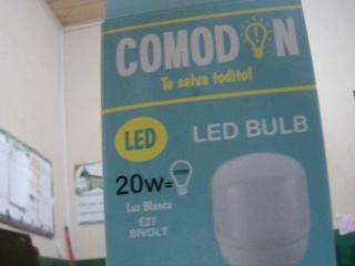 FOCO LED 20W COMODIN