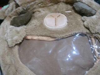 BOLSO PELUCHE CAPIBARA C/VISOR JQMR-215