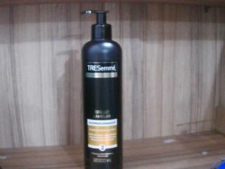 ACONDICIONADOR TRESEMME BRILLO LAMEAR 500ML