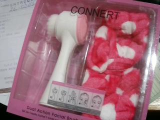 CEPILLO FACIAL C/VINCHA CONNERT  SH063