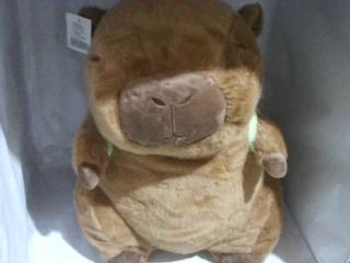 CAPIBARA CON MOCHILA 38CM 59022