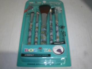 BROCHAS P/ MAQUILLAJE ESTAMPADO X5PCS 54460