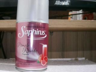 AROMATIZANTE EN AEROSOL SAPHIRUS POMELO ROSADO