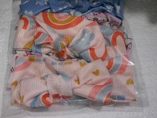 VINCHA CON MOÑO PARA BEBE