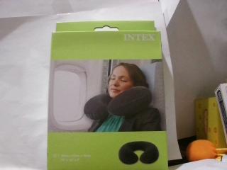 ALMOHADA PARA VIAJE INTEX