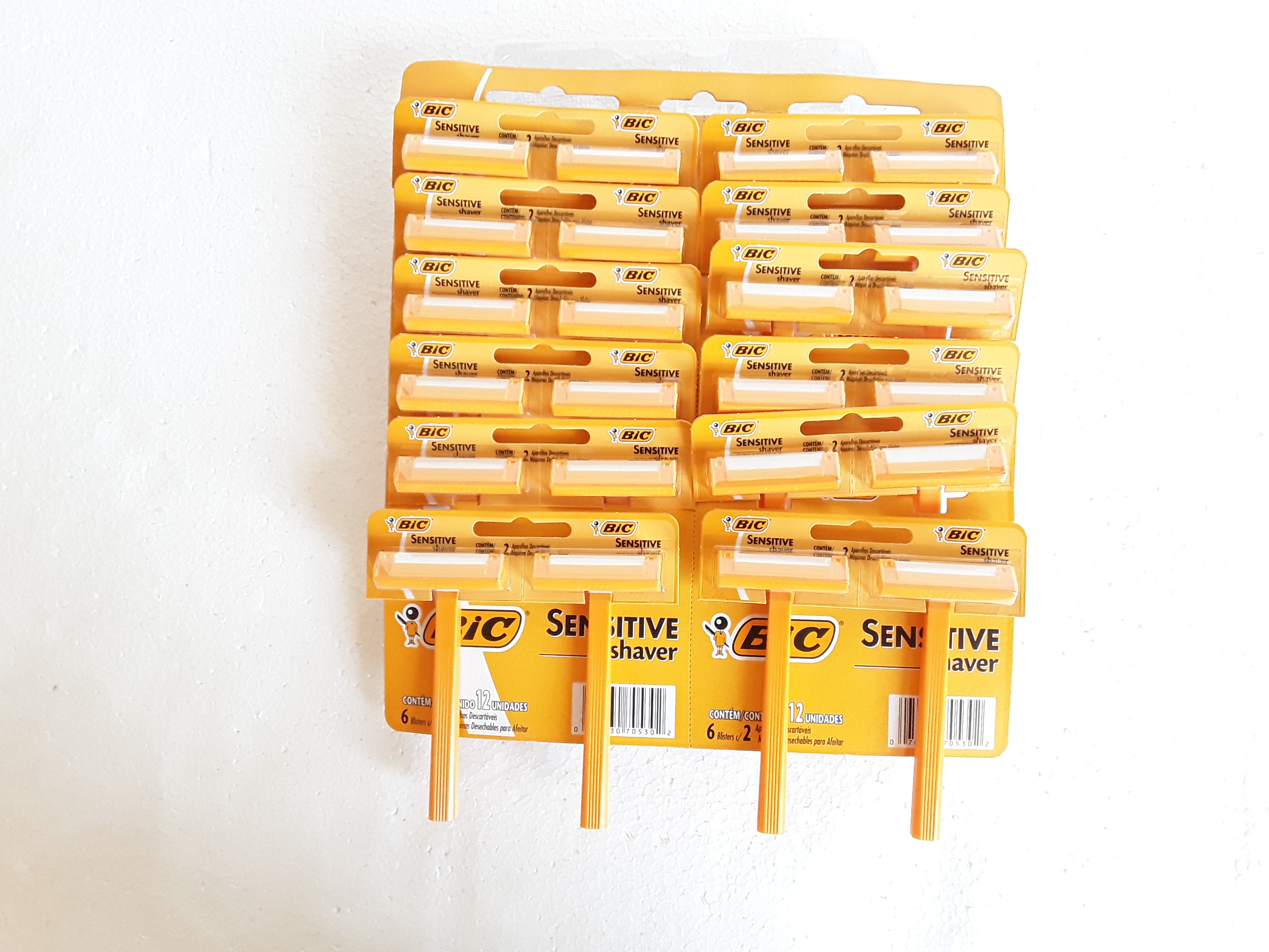 AFEITADORA BIC X12 (X2) SENSITIVE SHAVER AMARILLO