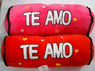 ALMOHADA DE PELUCHE TE AMO